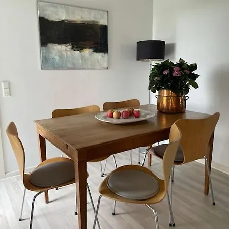 Hébergement de vacances Aeblehuset- Landhus Med Fred&ro Lige Ved Gadekaeret *