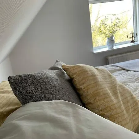 Aeblehuset- Landhus Med Fred&ro Lige Ved Gadekaeret Errindlev