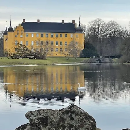 Aeblehuset- Landhus Med Fred&ro Lige Ved Gadekaeret